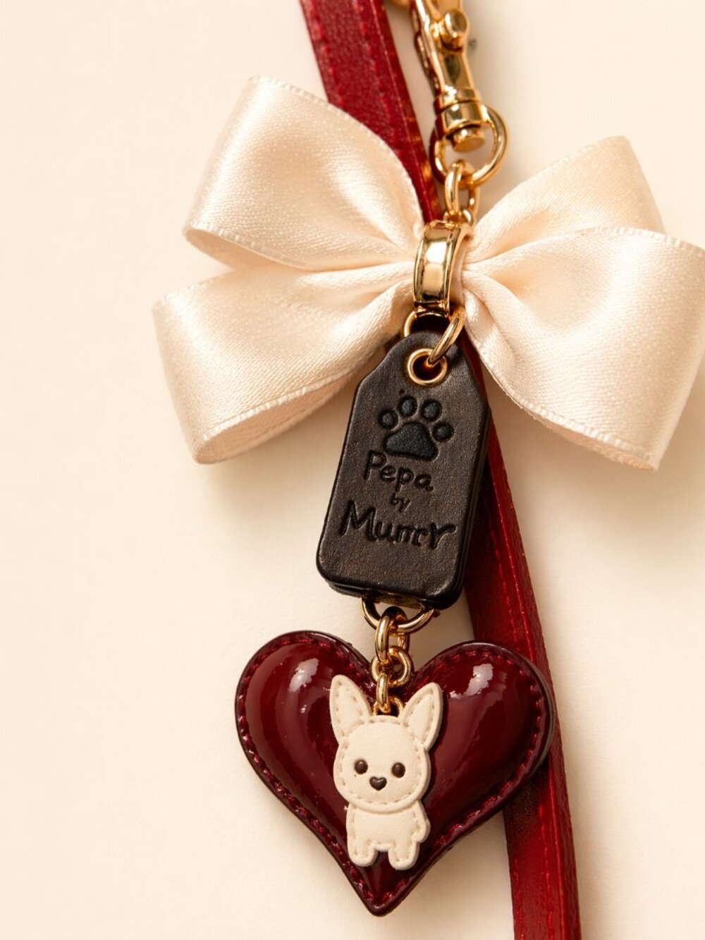 Von Dutch Bowling‑Style Handbag + Pepa by Murr Bag Charm/ MSRP $149 - Picture 4 of 7